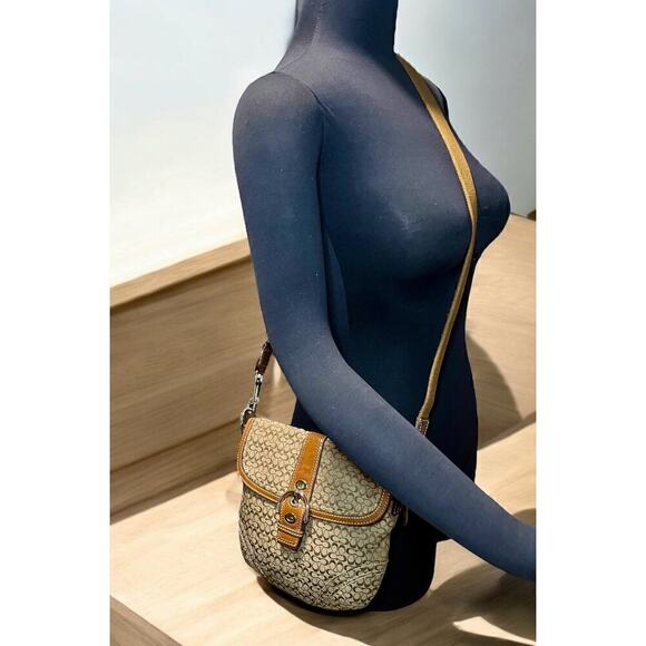 Y2K Coach Mini Signature Jacquard Convertible Bag - Picture 10 of 12